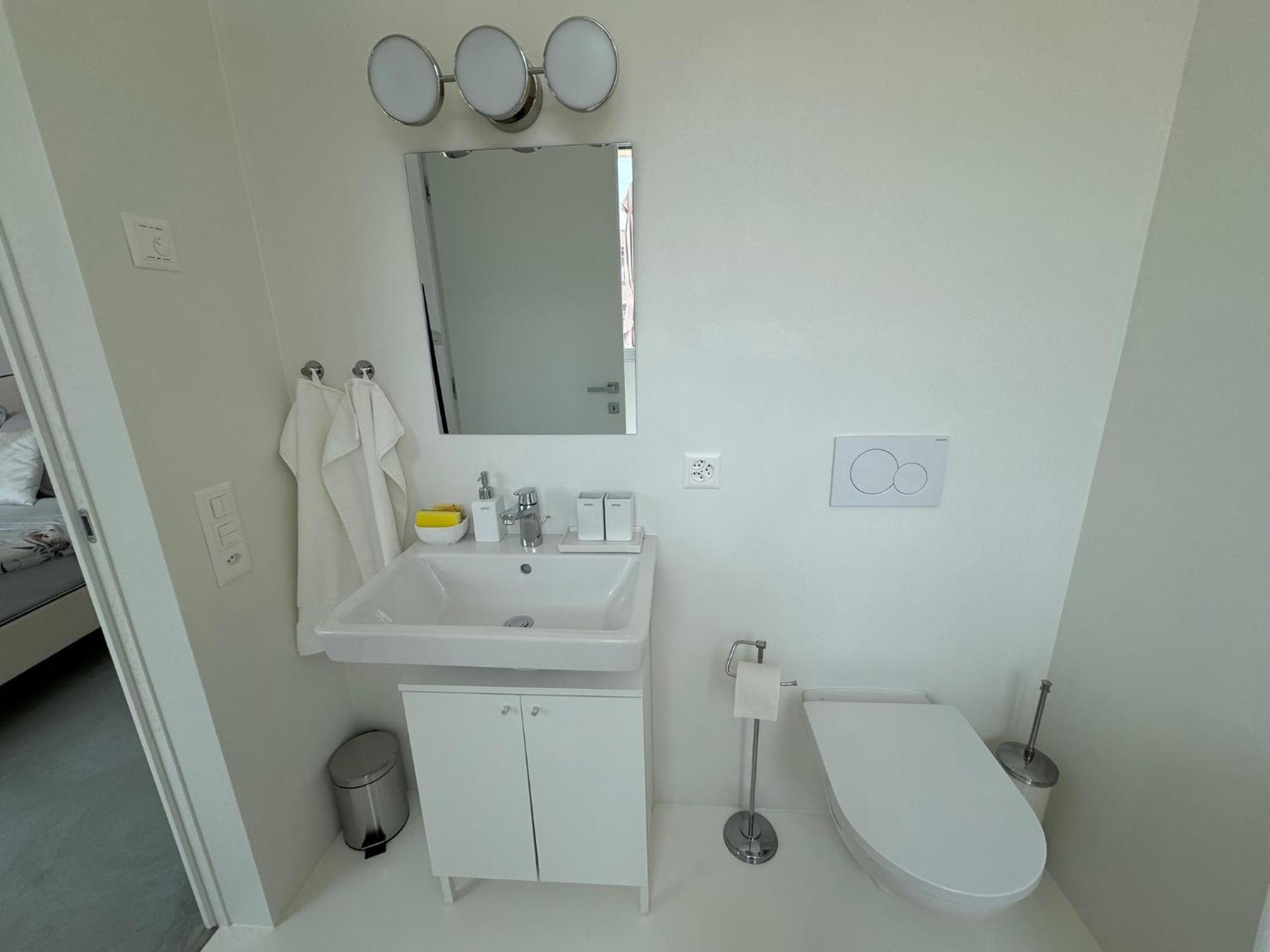 Neue Gartenwohnung Mit Sicht Auf Den Luganersee Ponte Tresa Εξωτερικό φωτογραφία
